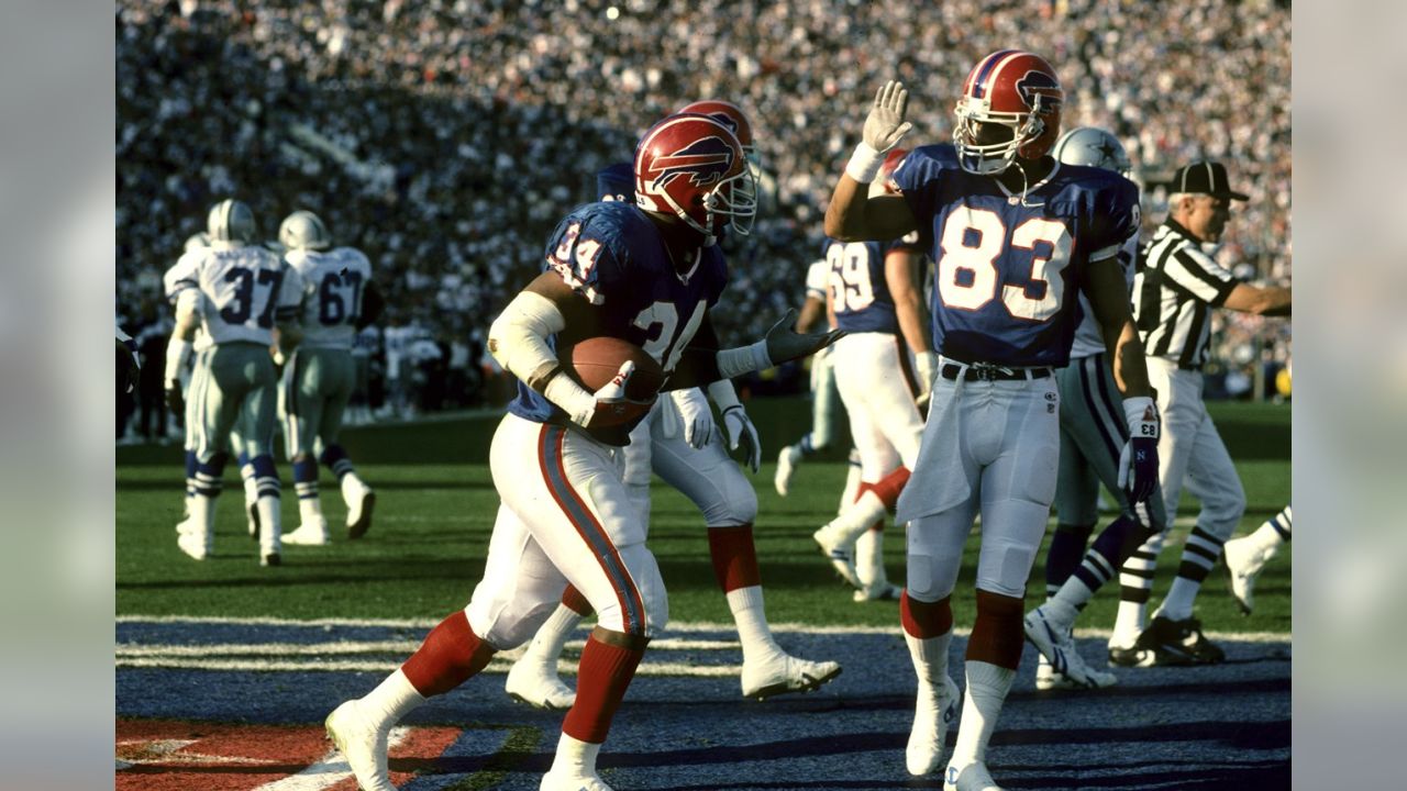 Feb. 27, 2001: Thurman Thomas retires