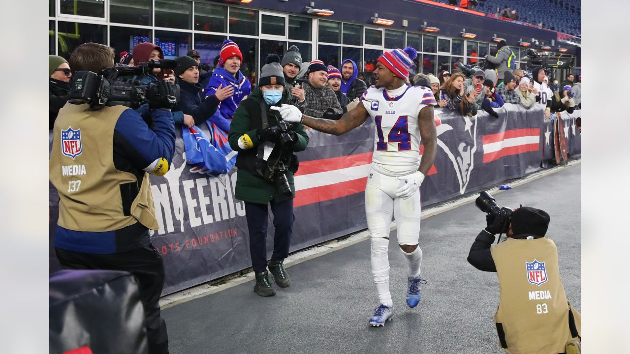 Josh Allen's three TDs, Isaiah McKenzie's big day push Bills past Patriots  - The Globe and Mail