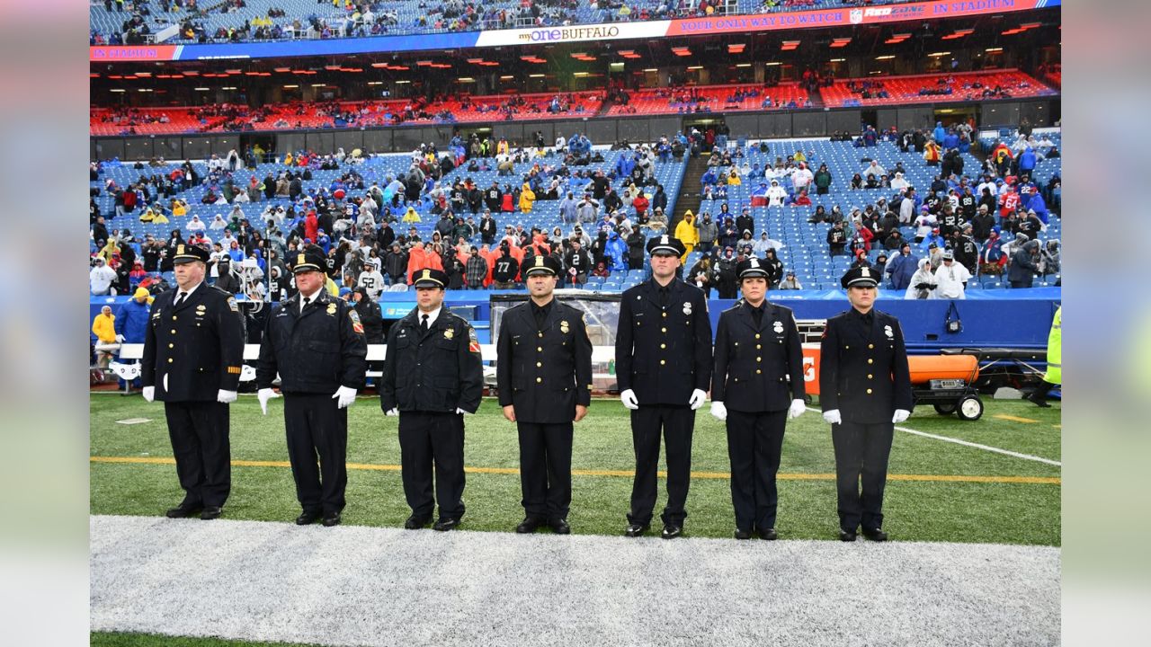 Buffalo Bills honor Officer Craig Lehner in pregame ceremony