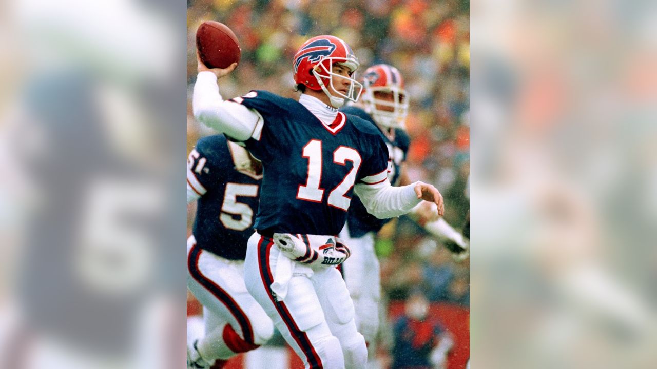 Pro Football Hall of Famer Jim Kelly to speak at Brockport Dec. 3