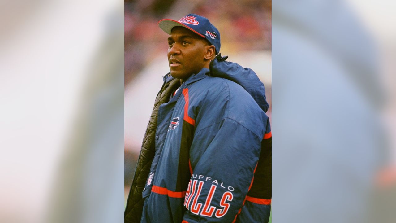 Bills' Thurman Thomas, family among those receiving 'Courage' awards