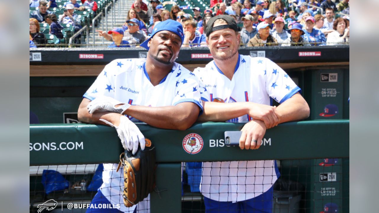 Bills chemistry on display at Micah Hyde's Charity Softball Game