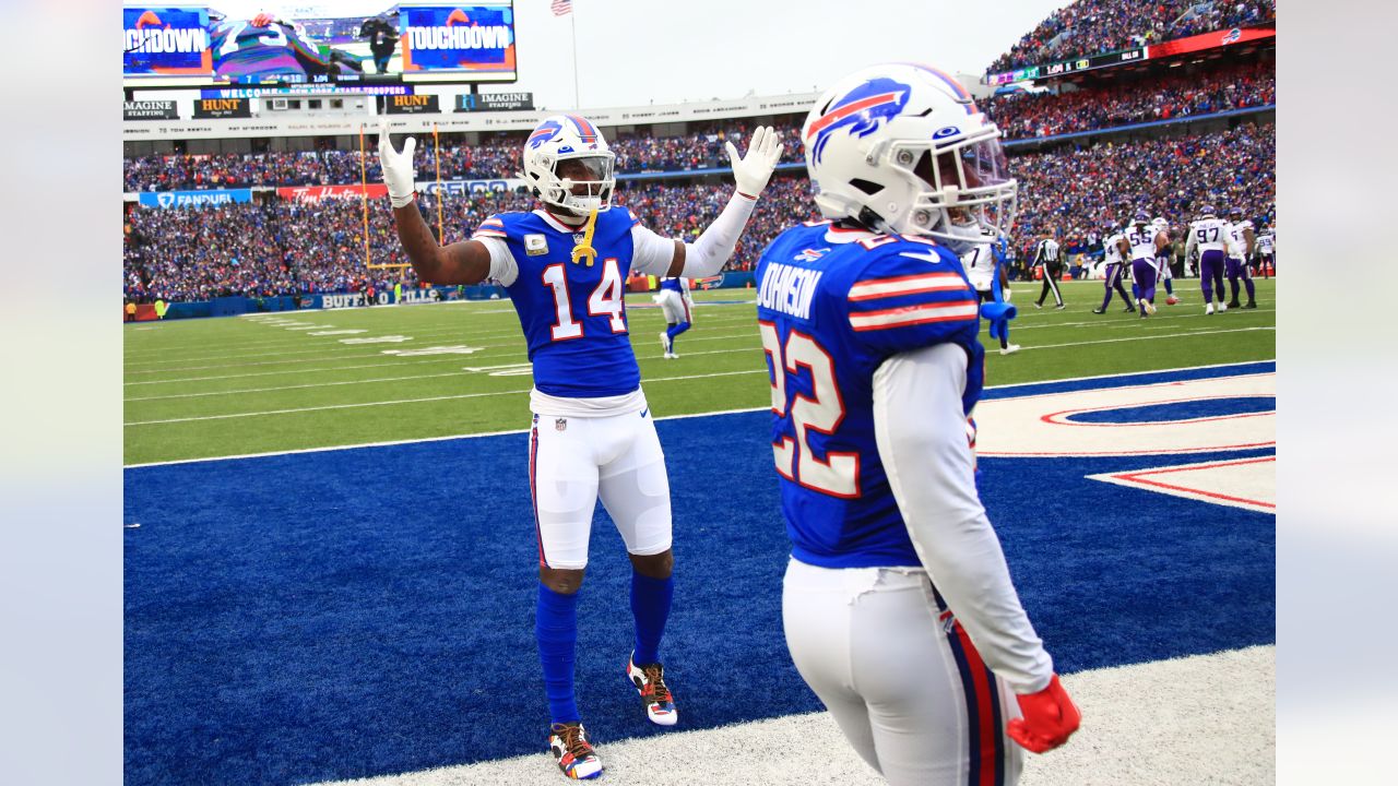 Game Frames, Best Bills game photos vs. Vikings