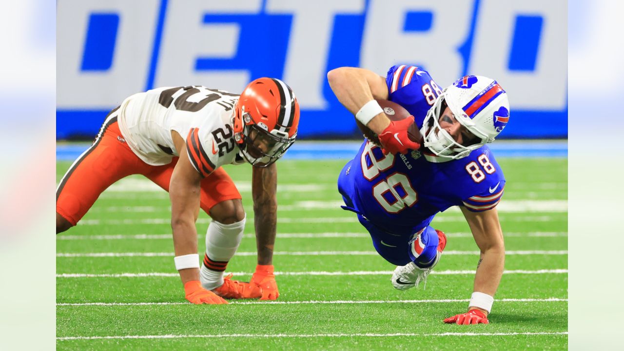 Game Frames, Best Bills game photos vs Browns