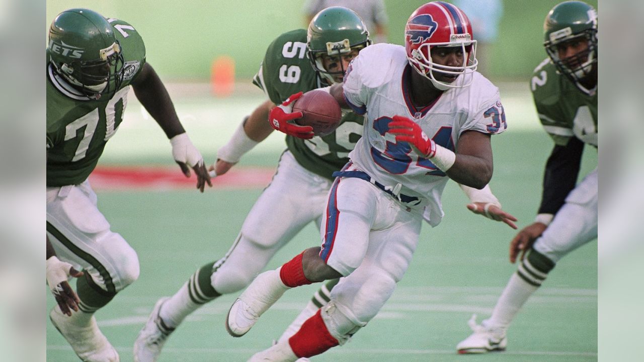 Feb. 27, 2001: Thurman Thomas retires