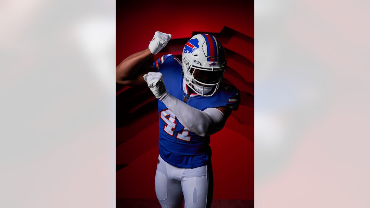 In the studio  Best photos from Bills veterans media day