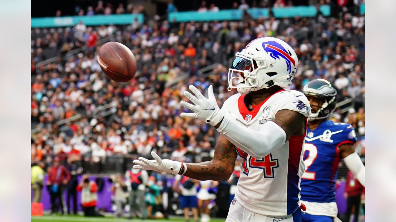 Stefon Diggs and Dion Dawkins to represent the Bills in the 2022 Pro Bowl