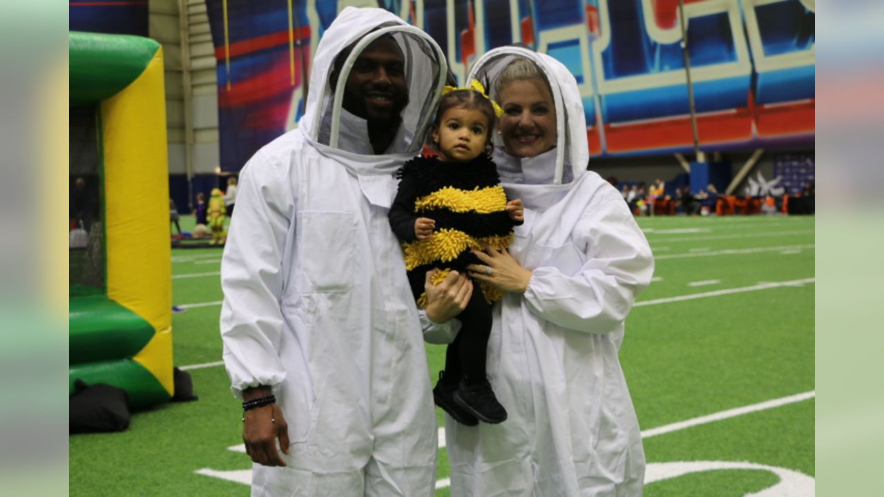 Buffalo Bills celebrated Halloween with a costume party at Jerry