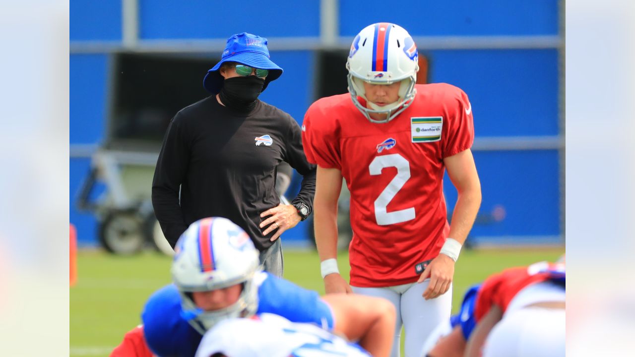 Janet and Nick talk to Bills's RB Zack Moss