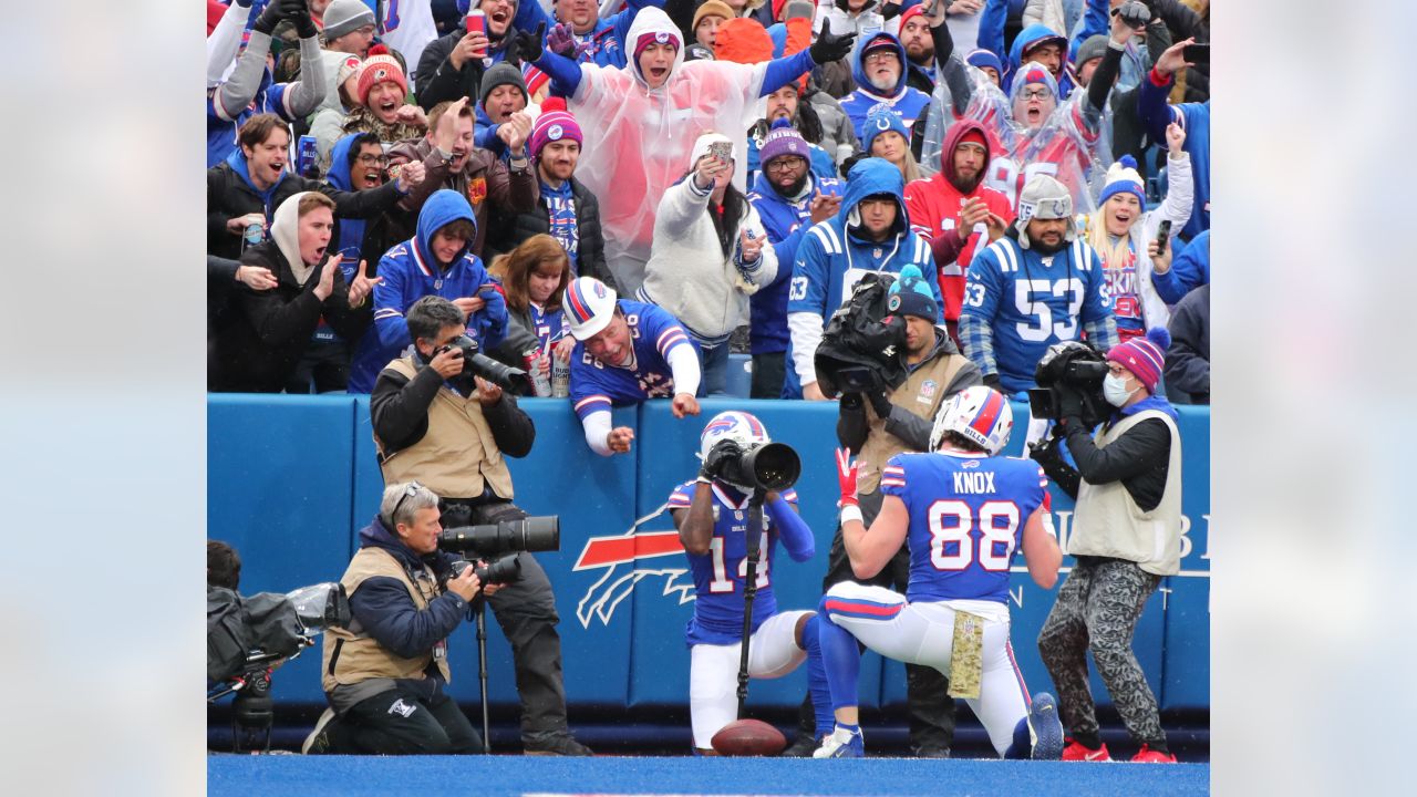 Bottom falls out for Bills in bumbling 41-15 loss to Colts