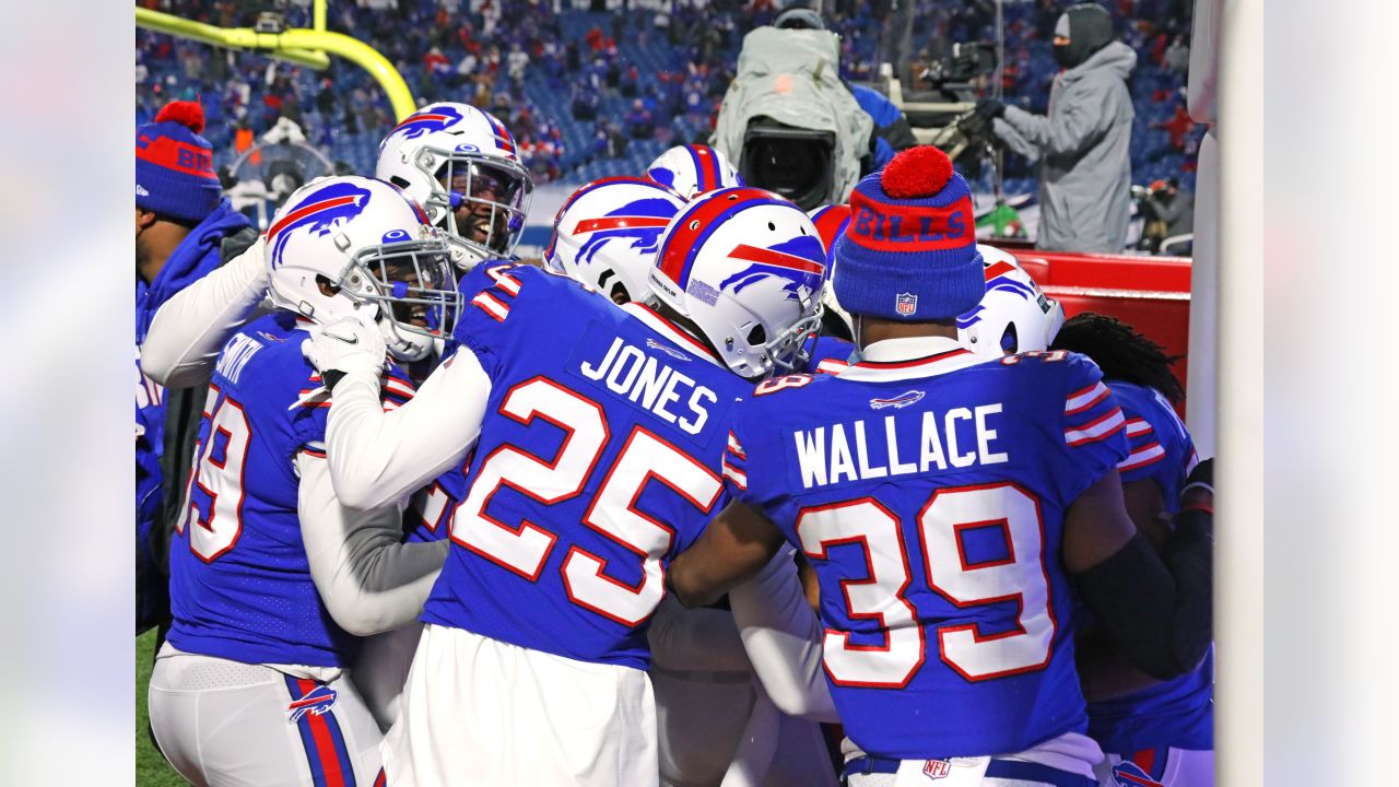 Bills fans react to Taron Johnson pick-six at Transit Drive-In (watch) 