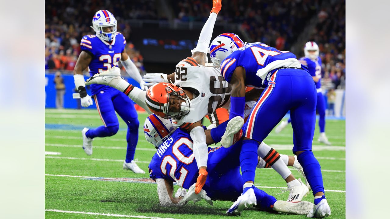 Game Frames, Best Bills game photos vs Browns