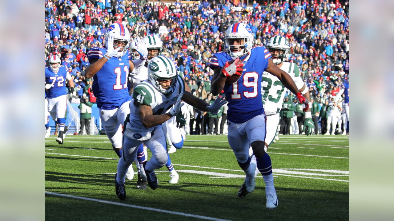 New York Jets vs. Buffalo Bills Matchup Preview (1/9/22): Betting Odds,  Depth Charts, Live Stream (Watch Online)