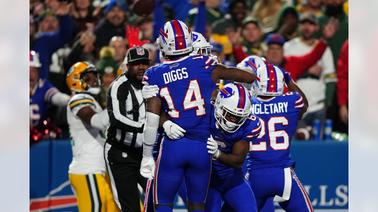 Game Frames, Bills vs. Packers