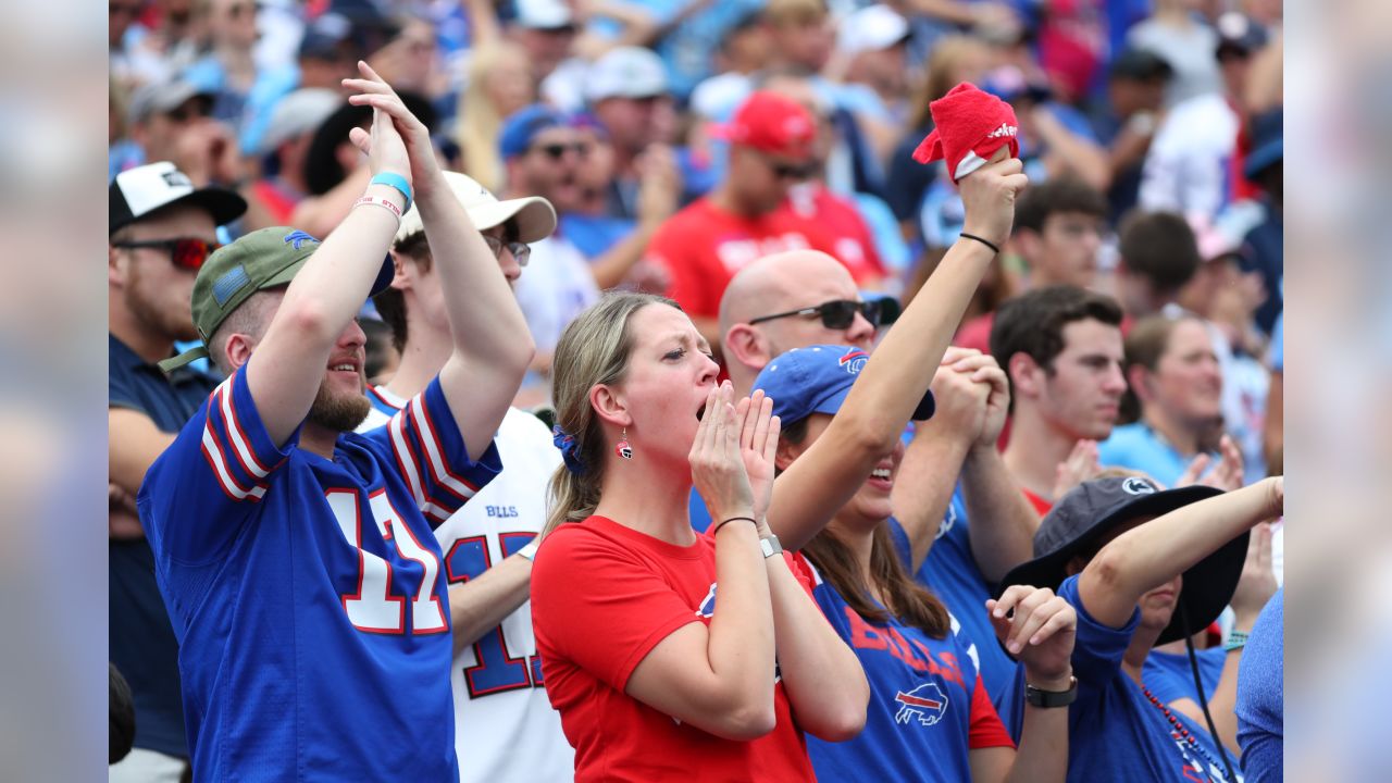 Bills fans invade Nashville, Nissan Stadium ahead of Bills-Titans game