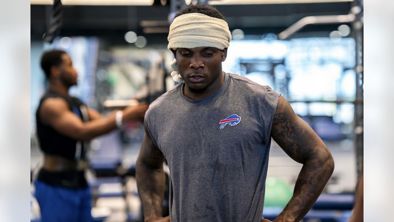 Bills WR Gabriel Davis Dominates Weight Room, Adds To Offseason Bulk –  OutKick