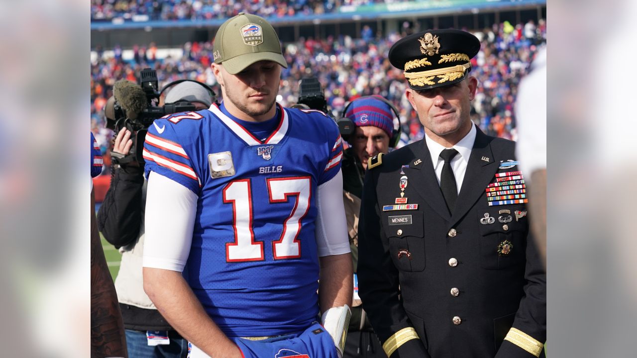 DVIDS - Images - 2019 Buffalo Bills Salute to Service Game: Pregame  Ceremony [Image 3 of 8]