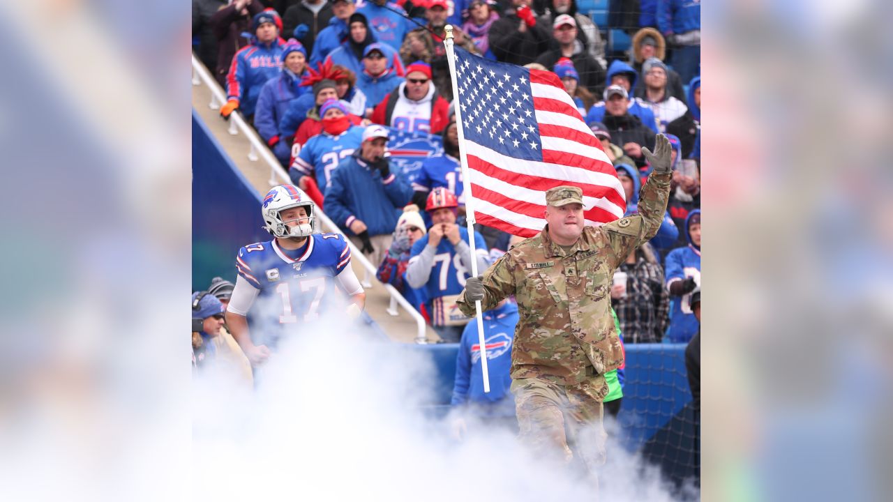 DVIDS - Images - 2019 Buffalo Bills Salute to Service Game: Pregame  Ceremony [Image 1 of 8]