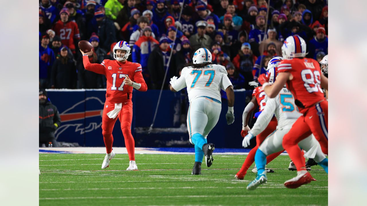 Photo Gallery: Dolphins at Bills, Saturday, December 17, 2022