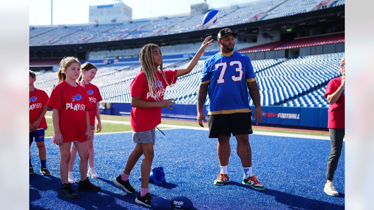 Bills players help kick off the Play 60 Challenge - BVM Sports