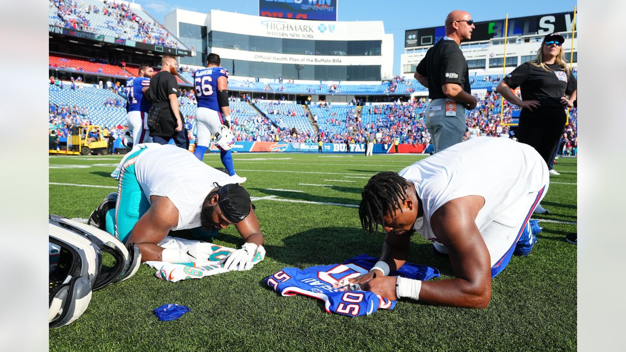 Bills defense shines as Buffalo leads 10-3 at half - NBC Sports