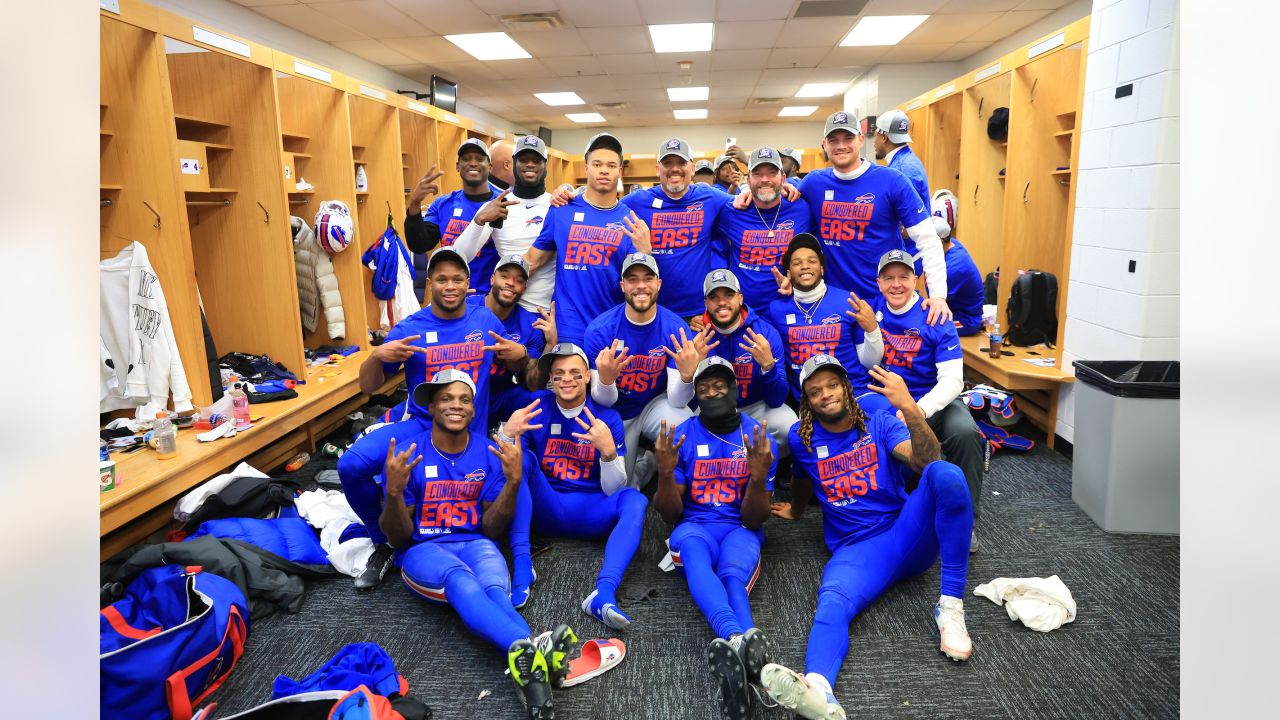 With Fish Squished, Bills Seek Division Title on Christmas Eve in Chicago -  Buffalo Fanatics Network