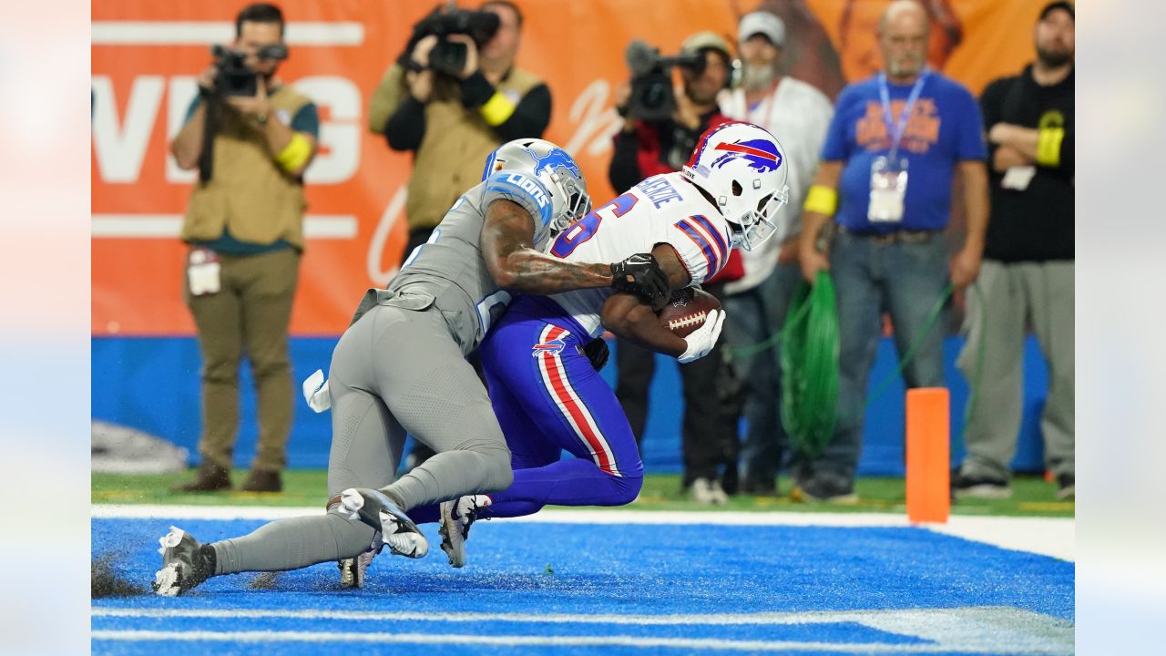 NickALive!: How To Stream Bills vs. Lions For Free This Thanksgiving On  Paramount+