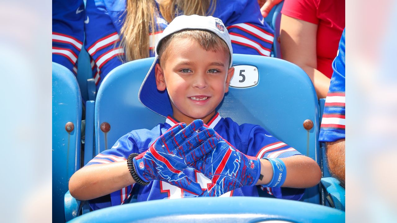 Buffalo Bills training camp: 15,000 fans attend first open practice