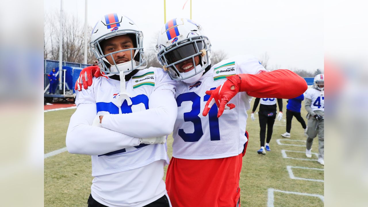 Buffalo Bills wide receiver John Brown (15) aims the football at