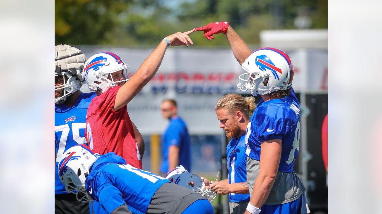 Bills DE Greg Rousseau already has Buffalo connections through family ties