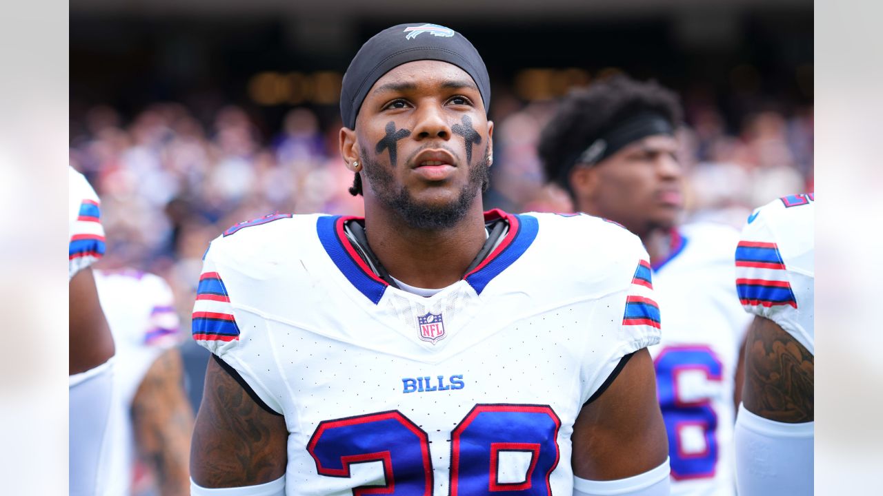 Built In Buffalo - Quintin Morris made the 53-man roster, are you excited  to see how he'll do this season? (via Quintin Morris Instagram) # BuffaloBills #Bills #GoBills #Buffalo #BillsMafia #BuiltInBuffalo