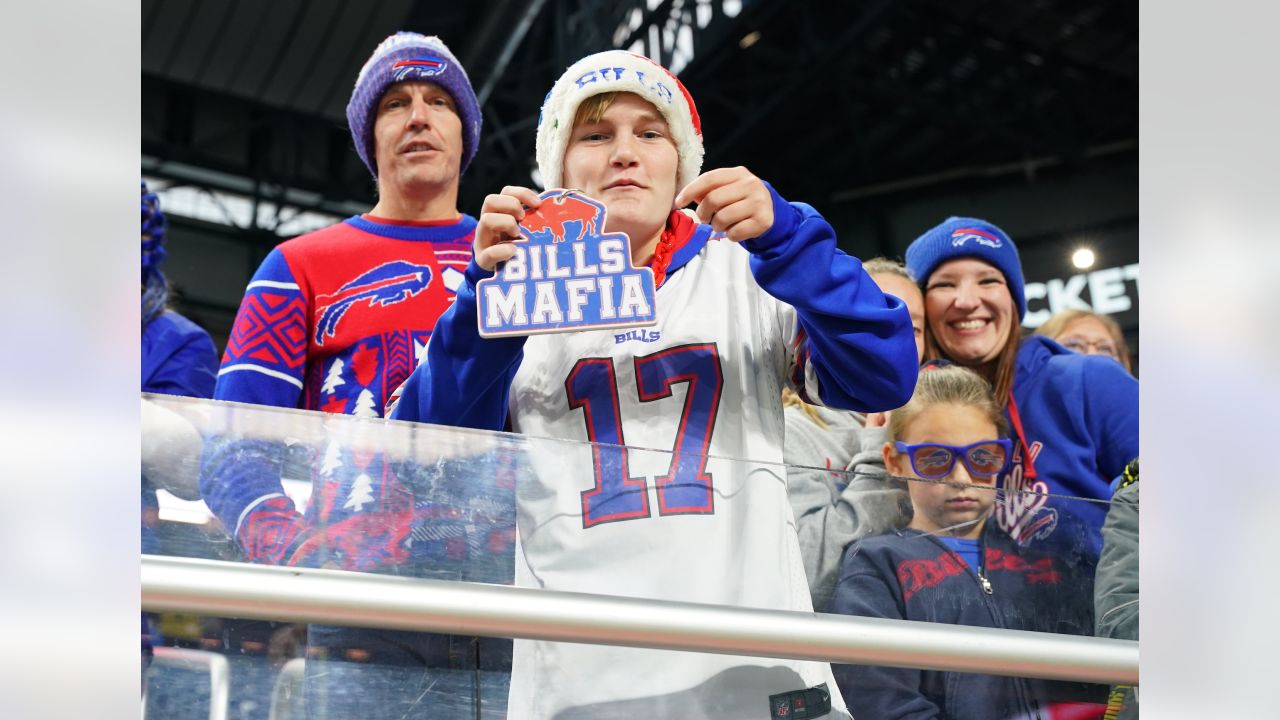 Get BillsGiving Buffalo Bills Thanks giving 2022 shirt For Free