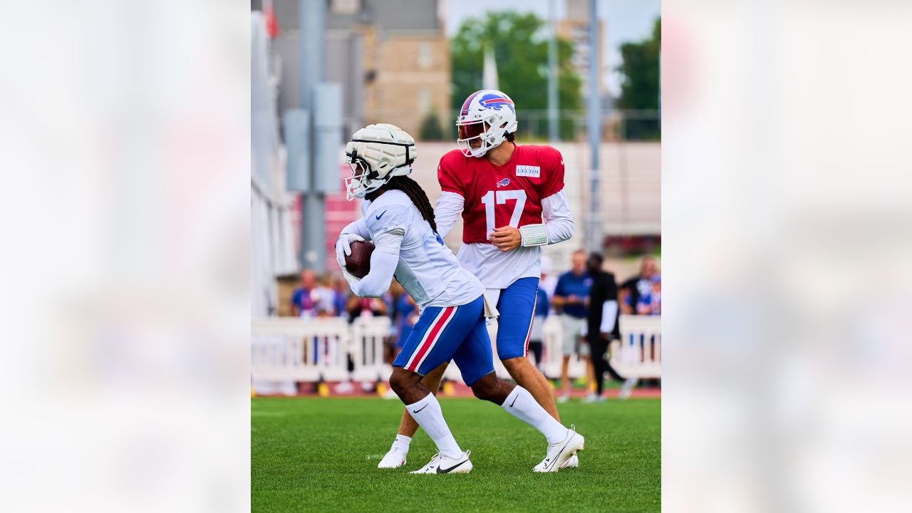 Buffalo Bills training camp photos, Day 10: Offense on display