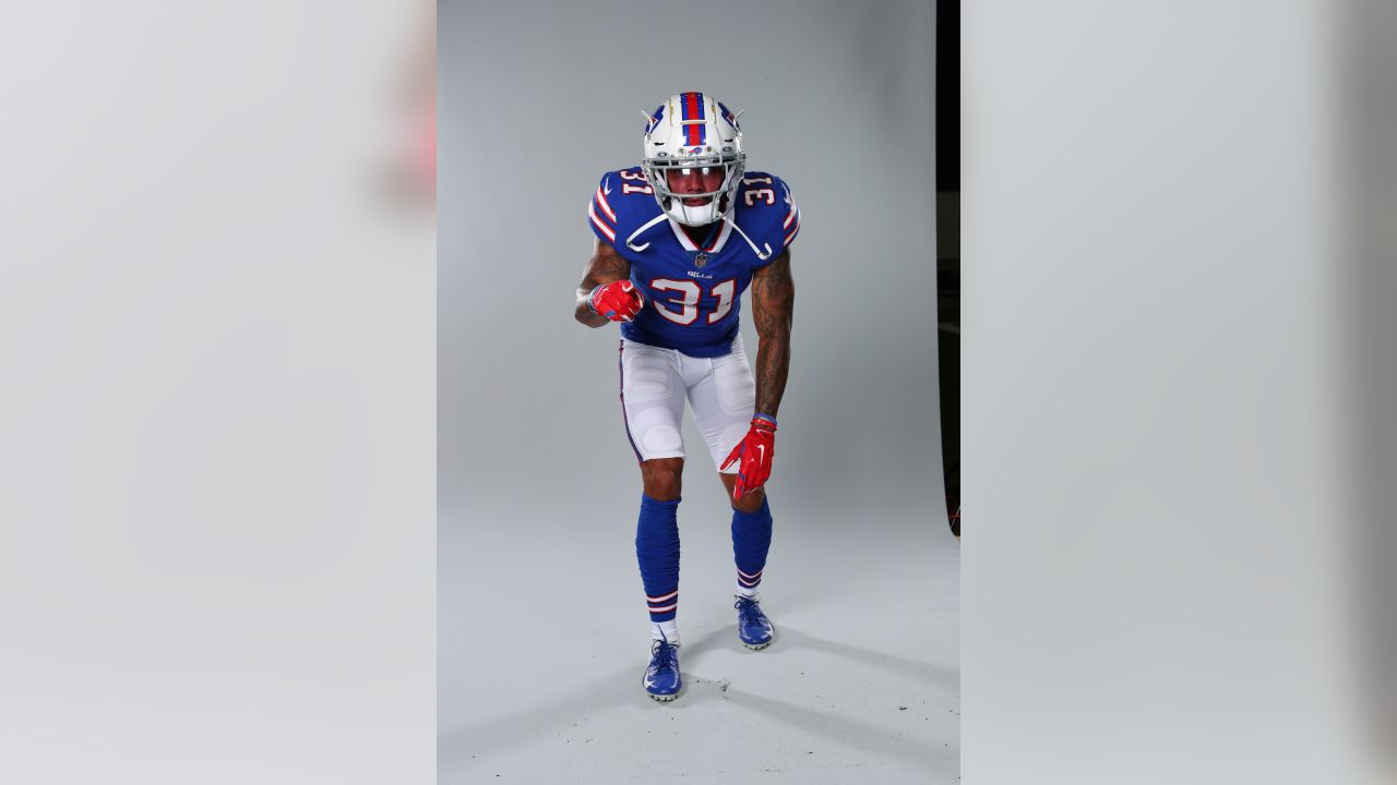 Photos  Bills veterans in uniforms