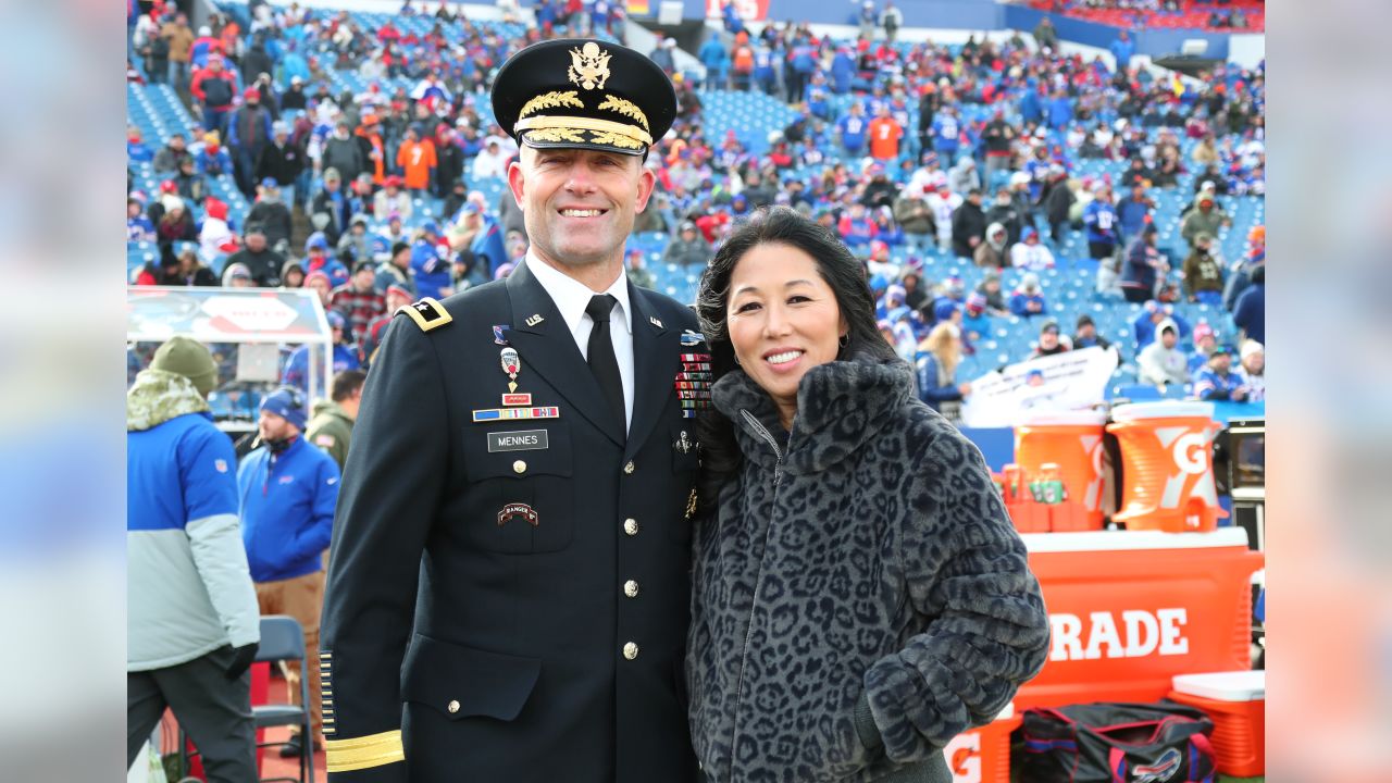 DVIDS - Images - 2019 Buffalo Bills Salute to Service Game: Pregame  Ceremony [Image 1 of 8]