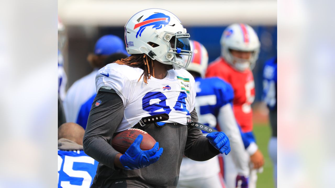 Buffalo Bills Training Camp Battles: Terrel Bernard, Tyrel Dodson Vie To  Replace Tremaine Edmunds