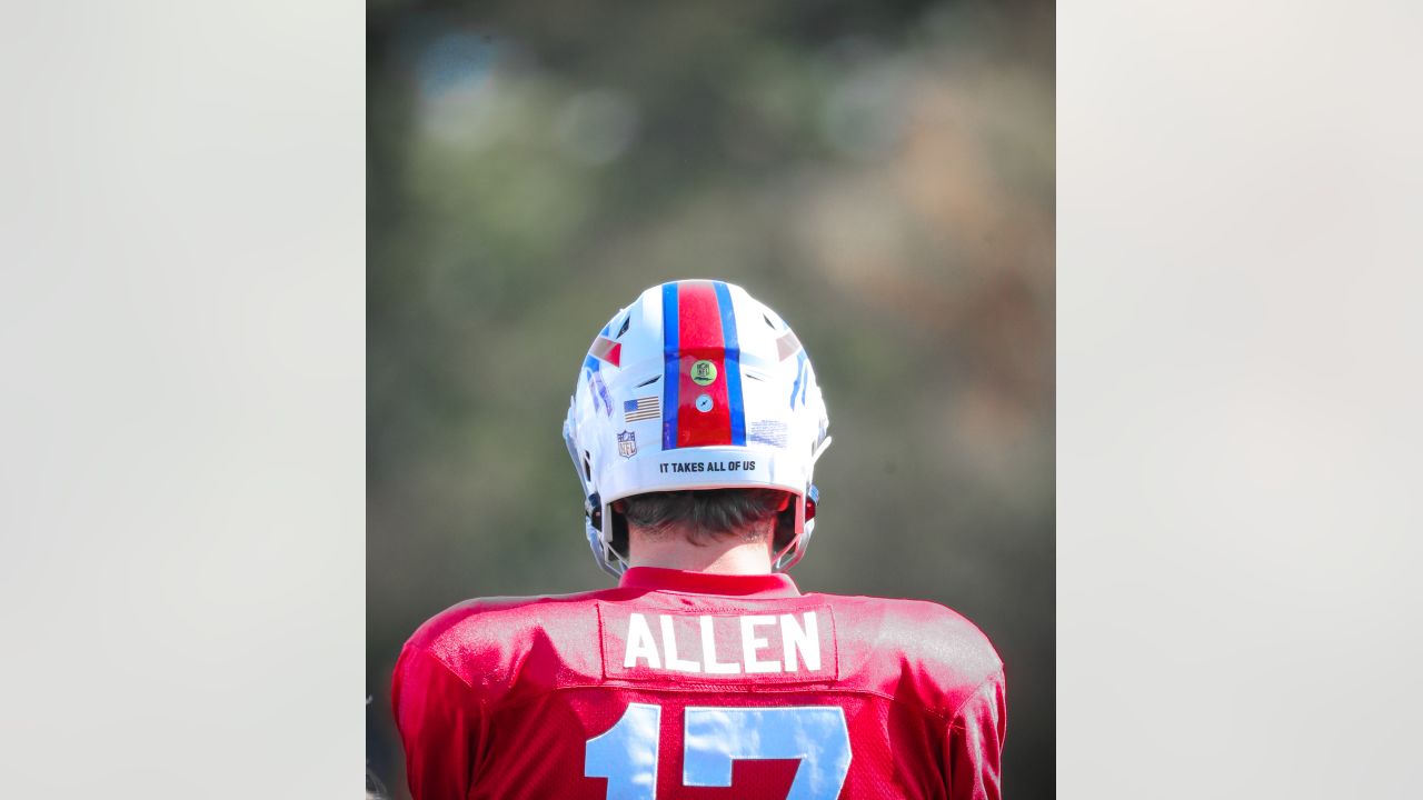 Josh Allen comes in defense of Stefon Diggs after Bills WR raises  uncertainty around his future - “I fu**ing love him”