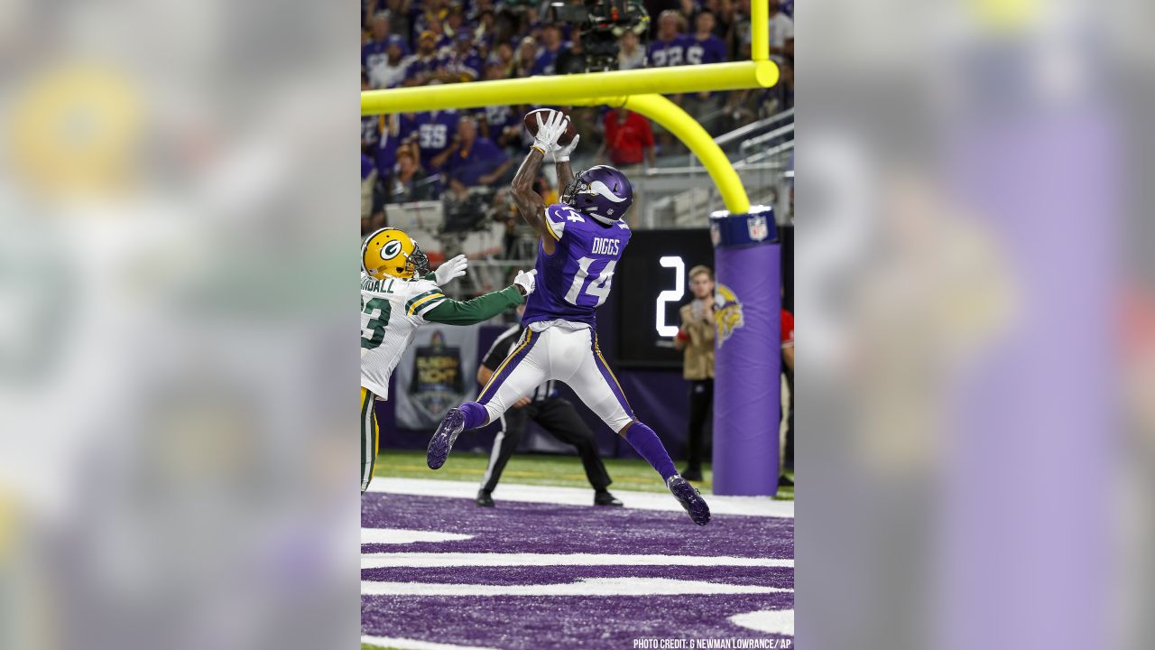 Minnesota Vikings radio call: Stefon Diggs' Minneapolis miracle touchdown