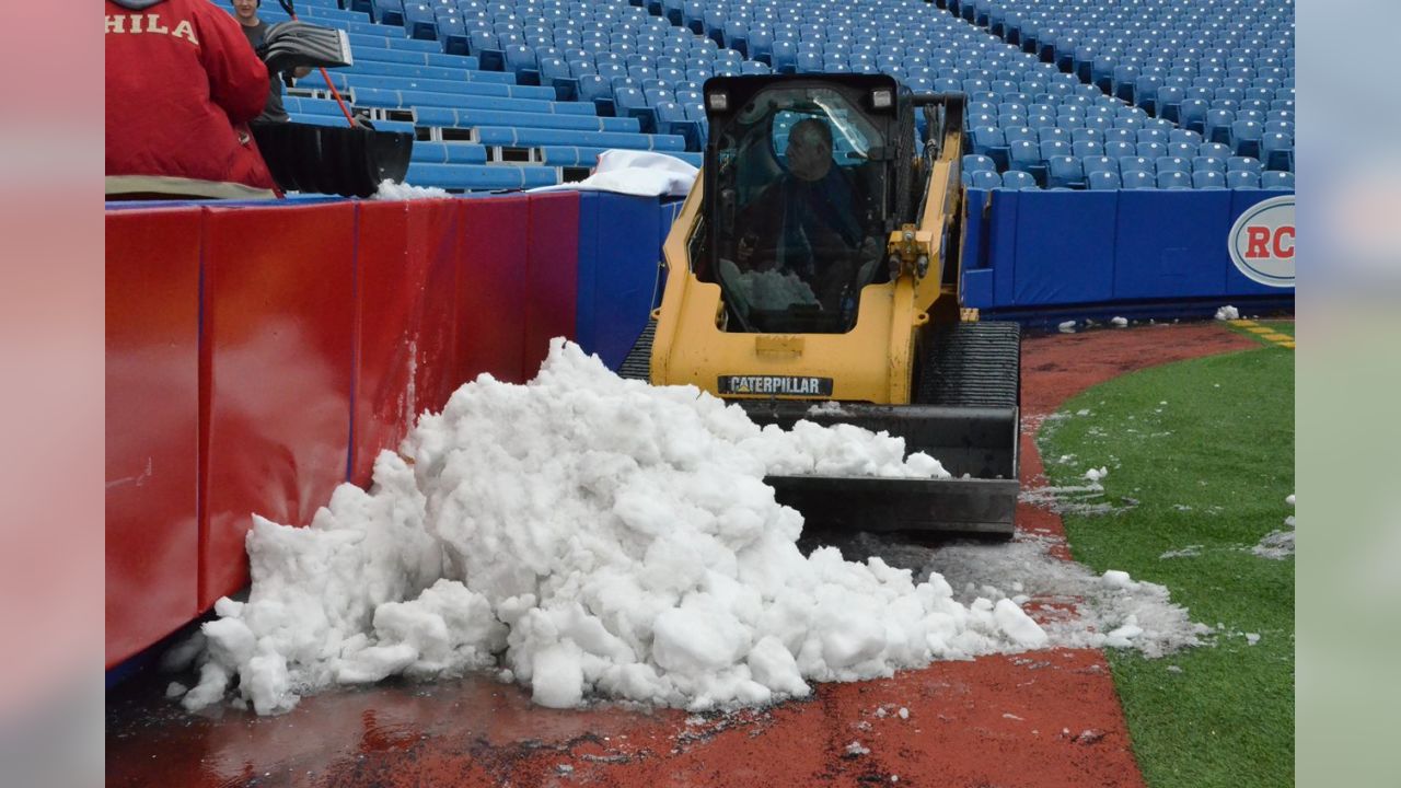 Snow shovelers needed at Highmark Stadium