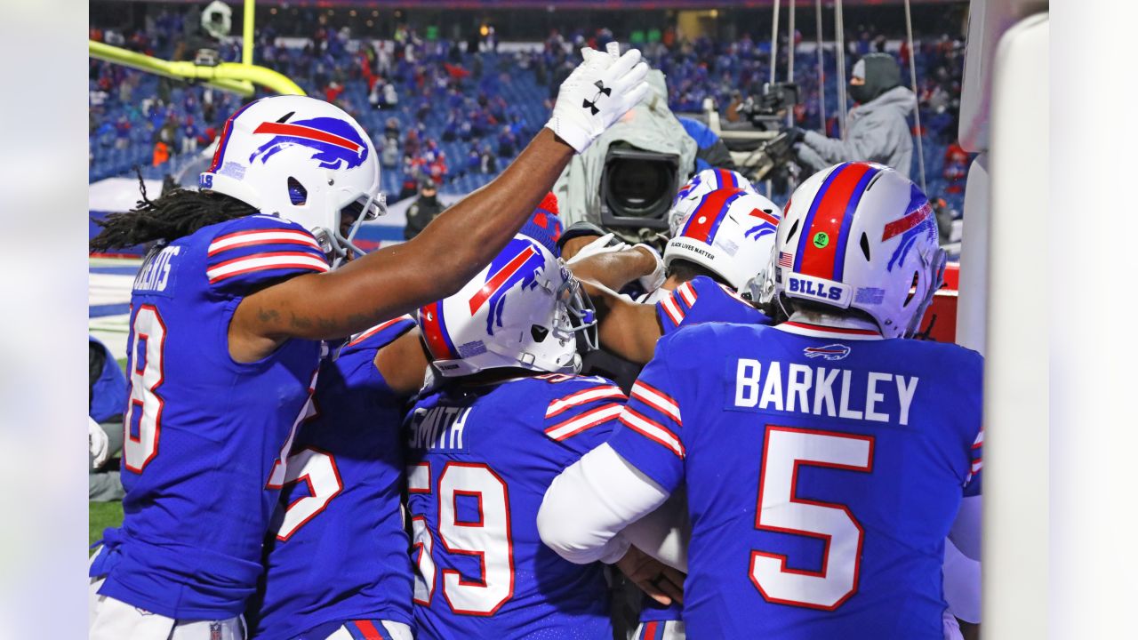 Bills fans react to Taron Johnson pick-six at Transit Drive-In (watch) 