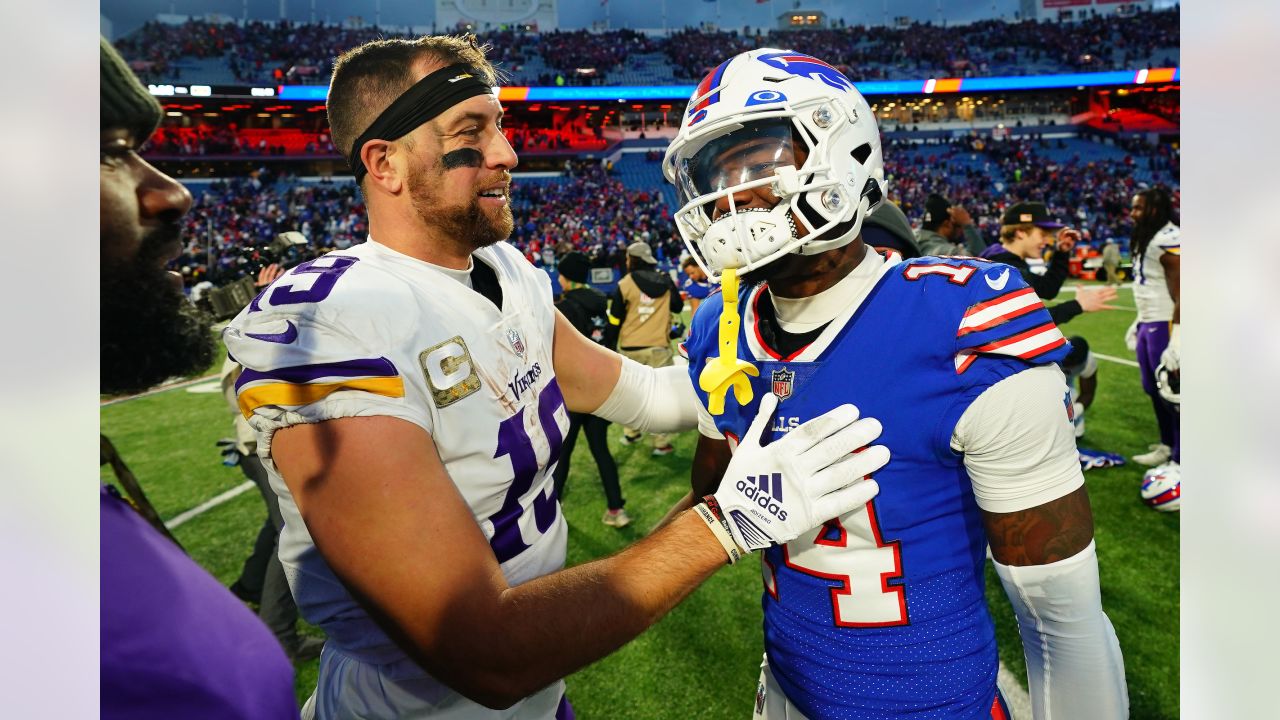 Instant analysis: Bills self destruct against Vikings in Week 10 loss