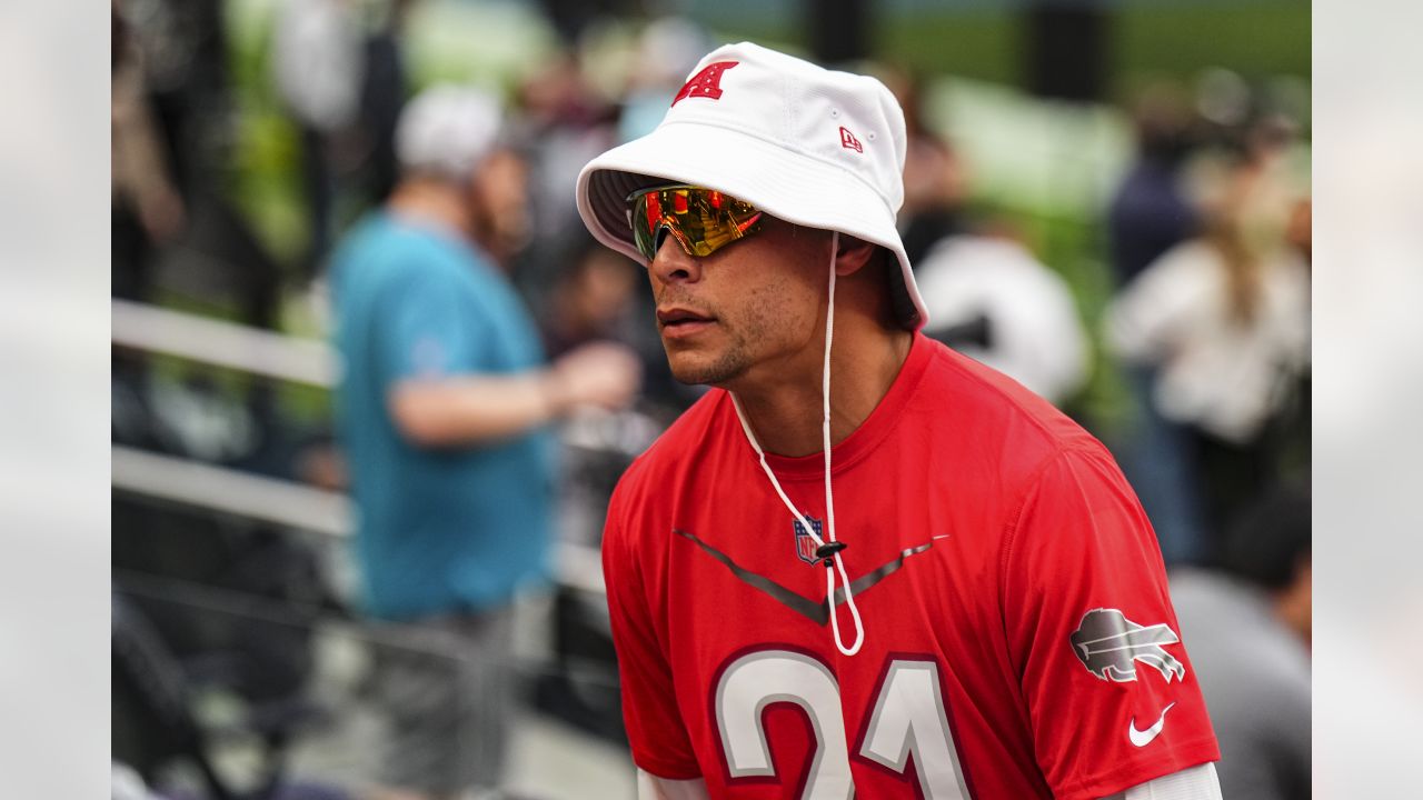 Pro Bowl  Justin Hardee Wears a GoPro During AFC Practice