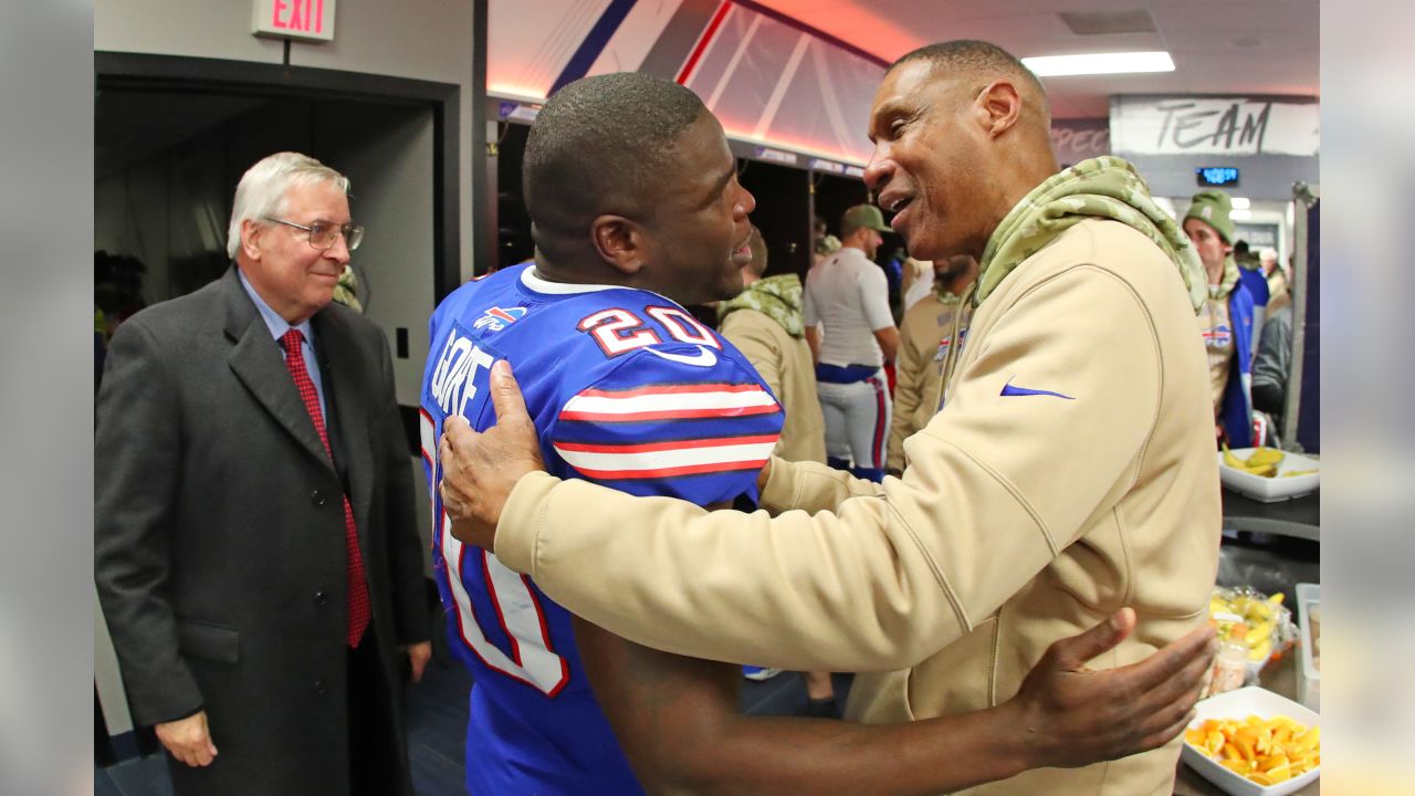 Why Frank Gore is held in high esteem in Buffalo's locker room