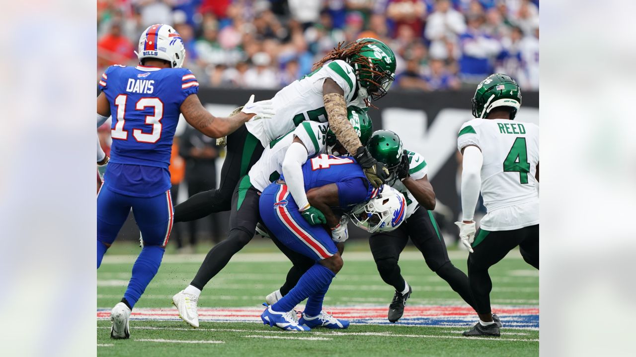 New York Jets Buffalo Bills Fans Support Nfl Game Silhouette – Stock  Editorial Photo © kovop58@gmail.com #390626076