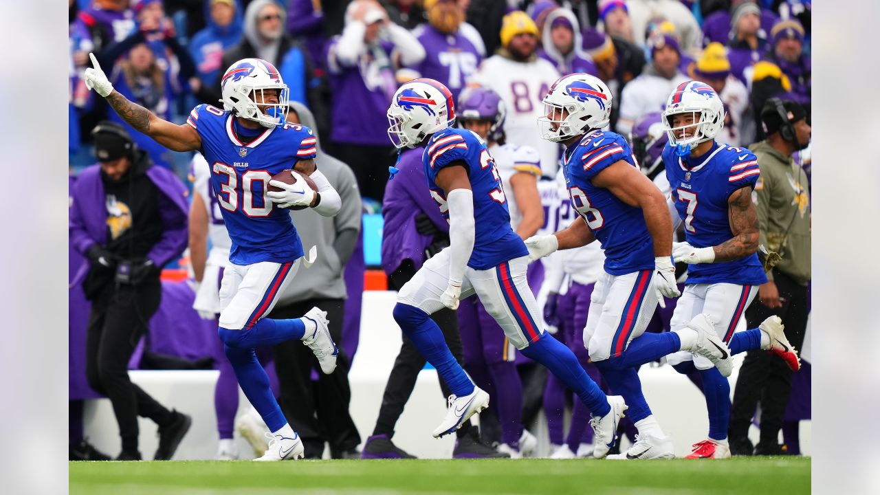 Photographers' choice  Best Bills Action Photos from 2022