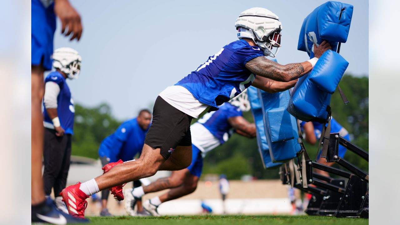 Buffalo Bills' Stevie Johnson during an NFL football training camp in  Pittsford, N.Y., Sunday, July 31, 2011. (AP Photo/David Duprey Stock Photo  - Alamy