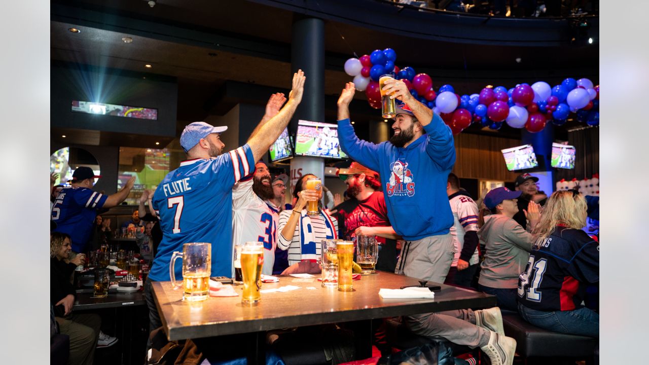 Bills with Fred Jackson, Thurman Thomas to host party in Toronto