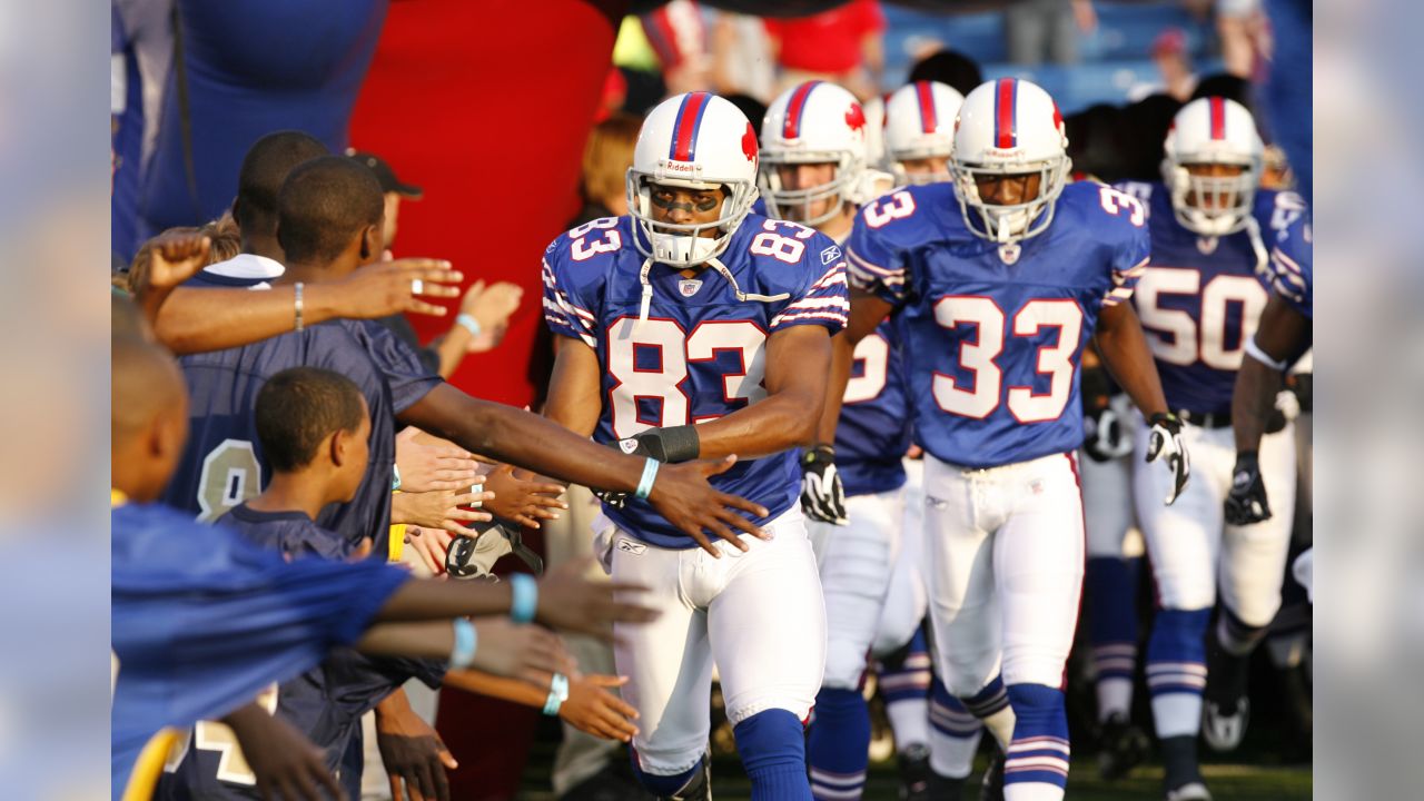 10 heartwarming posts that highlight why Lorenzo Alexander was named the  Bills Walter Payton Man of the Year for third time