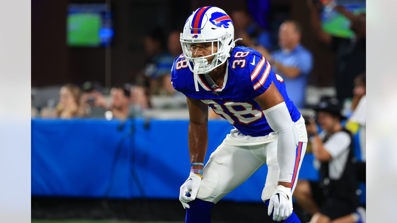 Bills release six players