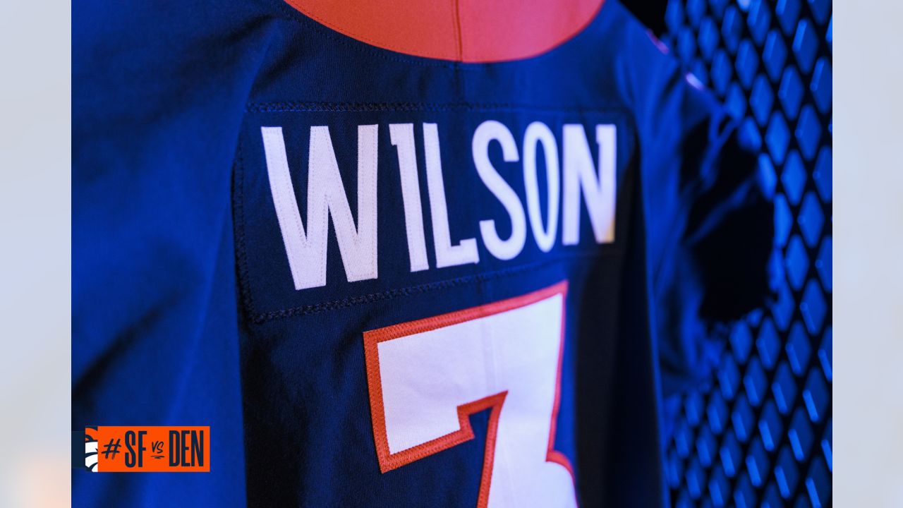 Broncos to wear alternate blue uniforms in Week 7 at night vs. 49ers – The  Denver Post